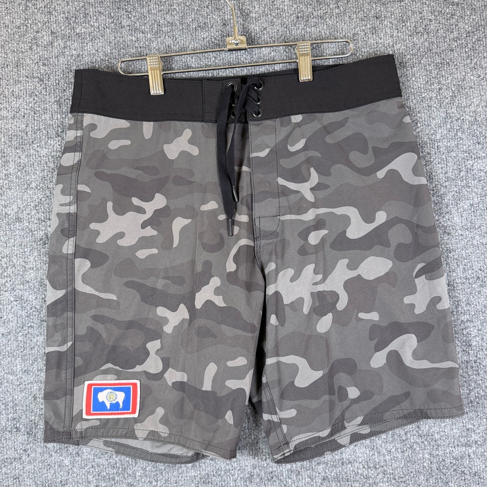 Birdwell Beach Britches Board Shorts Mens 32 M Camo Wyoming Flag Grey Black